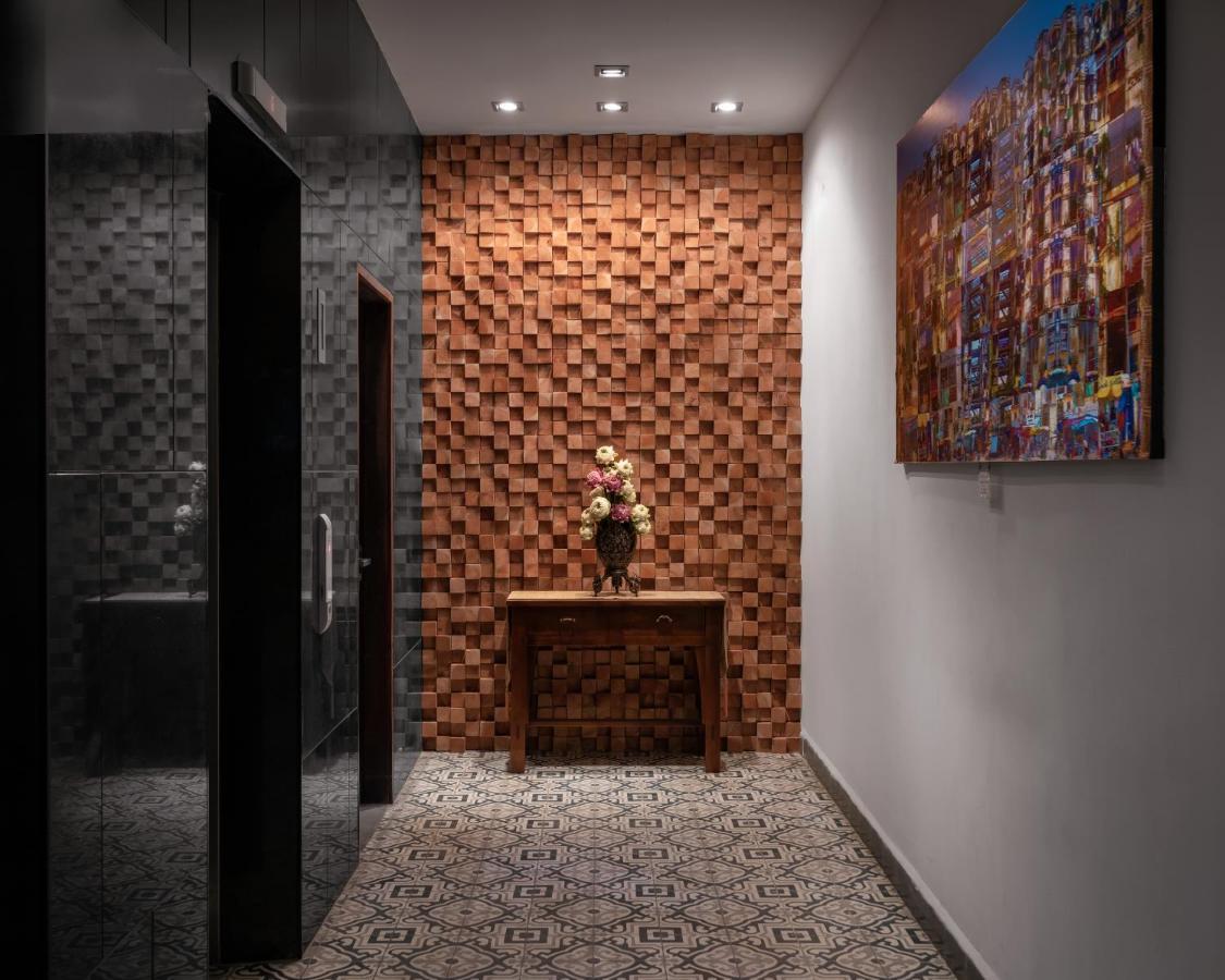 Patio Hotel & Urban Resort Phnom Penh Exterior photo