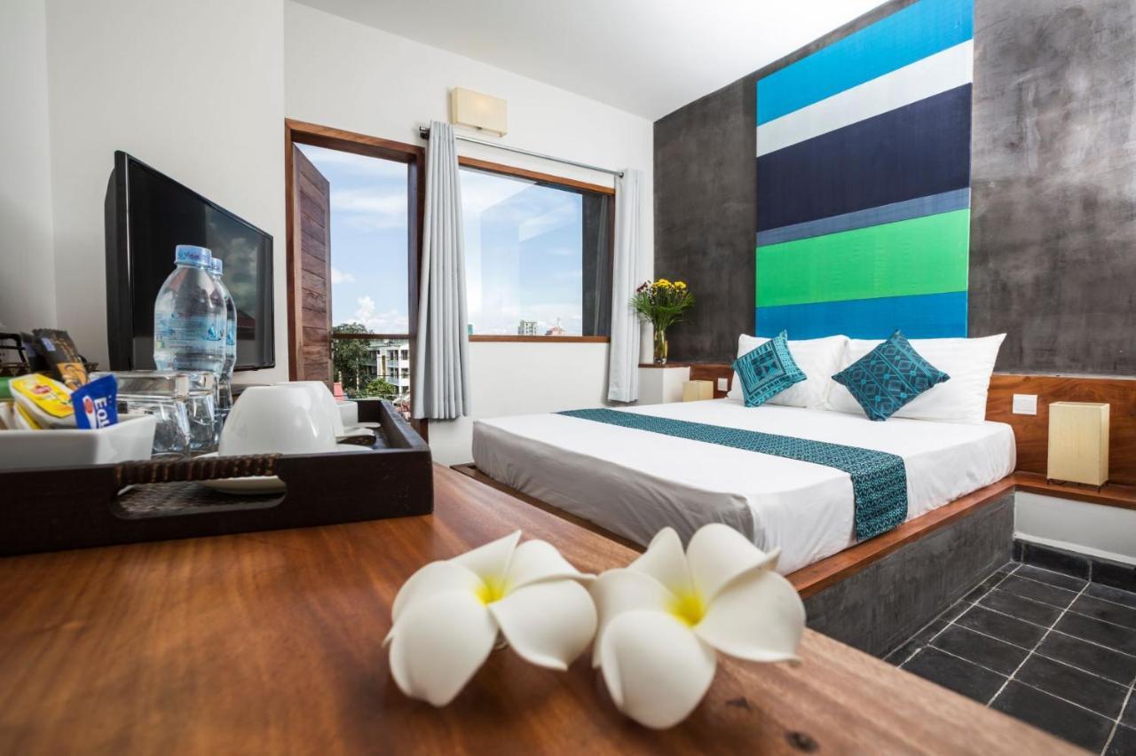 Patio Hotel & Urban Resort Phnom Penh Exterior photo